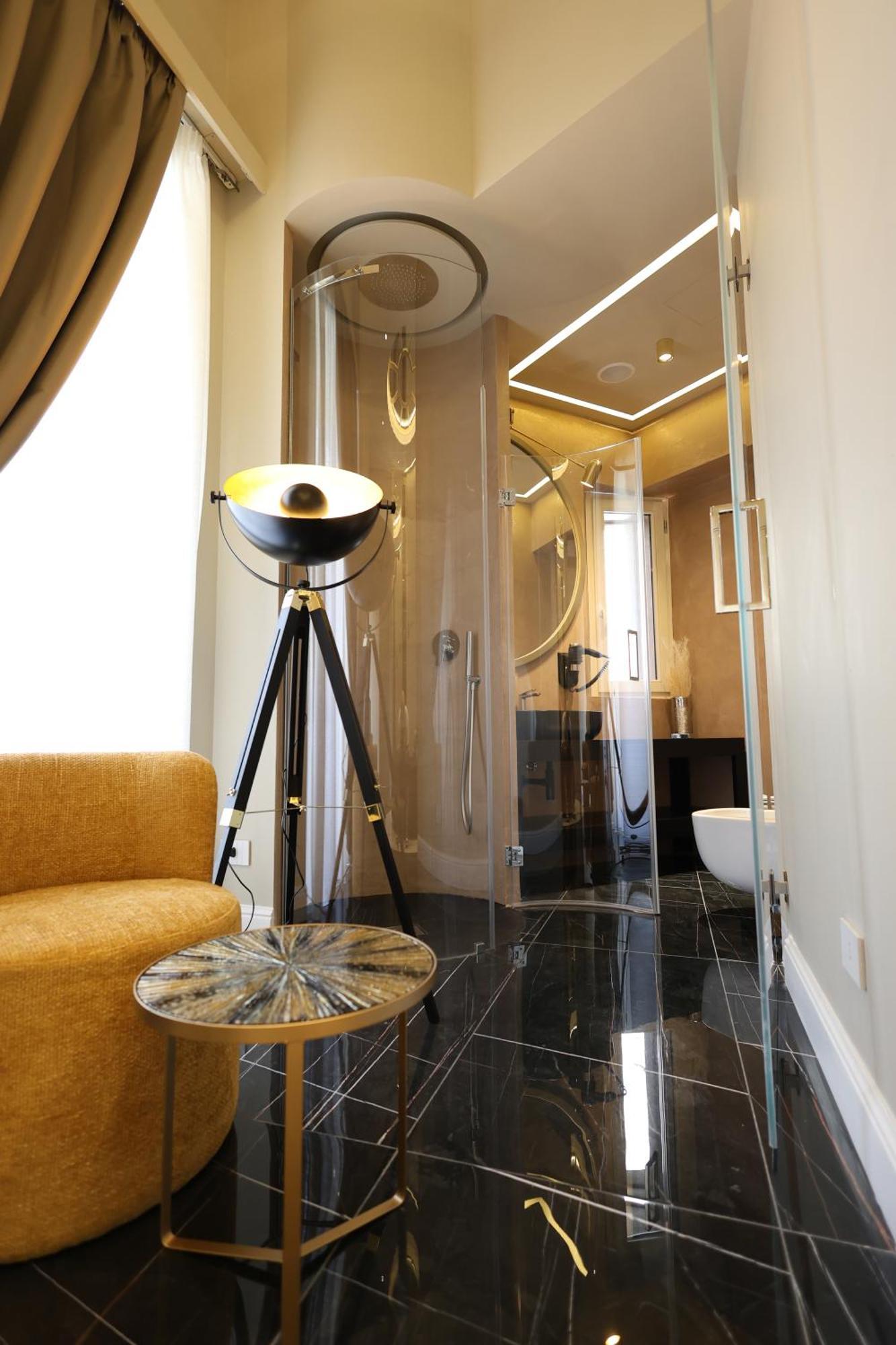 Maison San Carlo Luxury Suites Неаполь Экстерьер фото